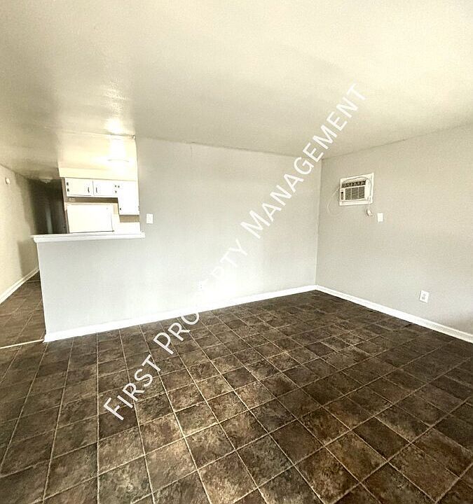 1st image of 1026 Mission Ave #1004