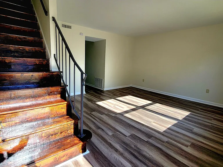 1400 Meridian Ave #12 — Photo 3
