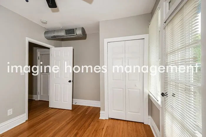 4547 Flora Ave #2W — Photo 9