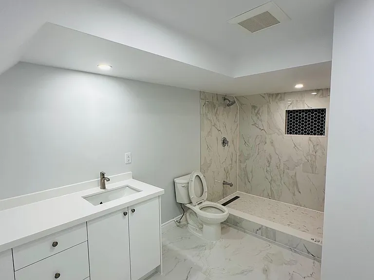 65 Majesty Blvd #BASEMENT — Photo 17