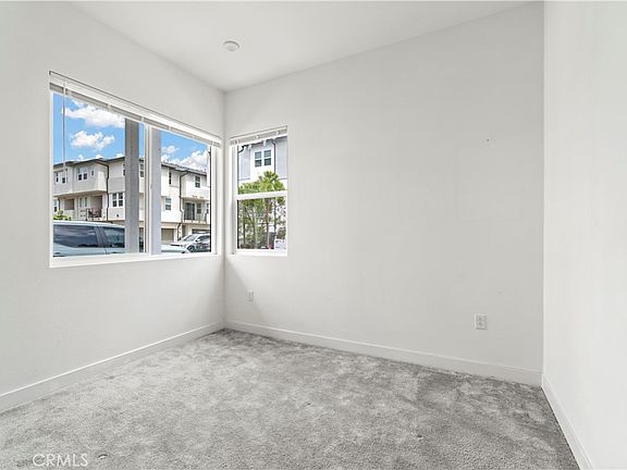 4th image of 1302 W Bushell St