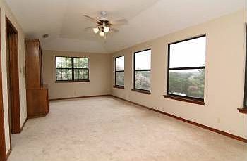 4th image of 9401 Rolling Oaks