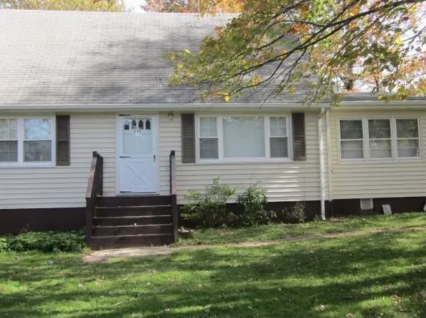 405 Biglow Ln, Highland Lakes, NJ 07422