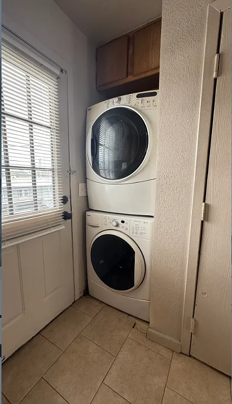 2 bed, 832 sqft, $1,490 — Photo 3