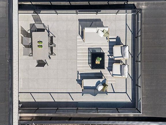 3rd image of 2124 E 8th Ave #1