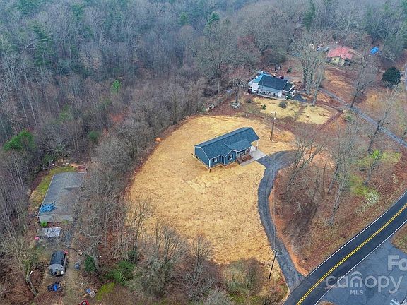 5th image of 4135 Whitener Dr