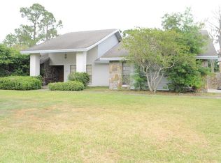 2006 N Golfview Dr, Plant City, FL 33566