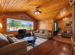 19500 River Rd, Richmond, BC V6V 1M3