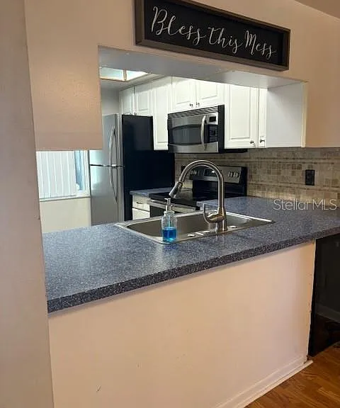 2037 Sunset Grove Ln — Photo 6