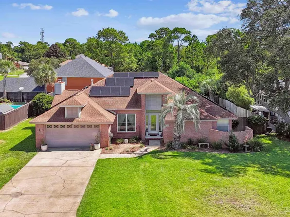 155 Shoreline Dr, Mary Esther, FL 32569