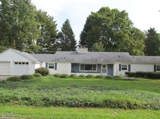 705 Topinabee Rd, Niles, MI 49120