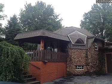 2nd image of 496 Penhale Ave