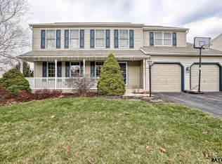 25 Ridgeview Dr, Etters, PA 17319
