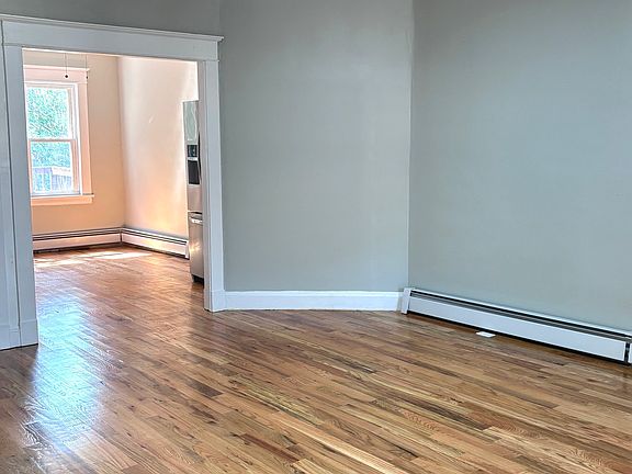 3rd image of 1789 Central Avenue