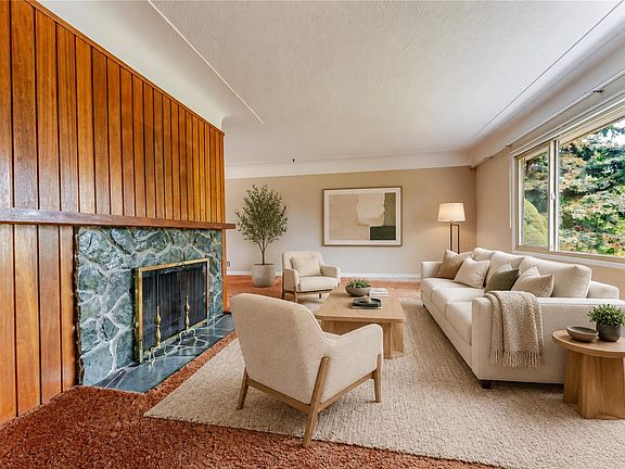 5th image of 3278 Henderson Rd