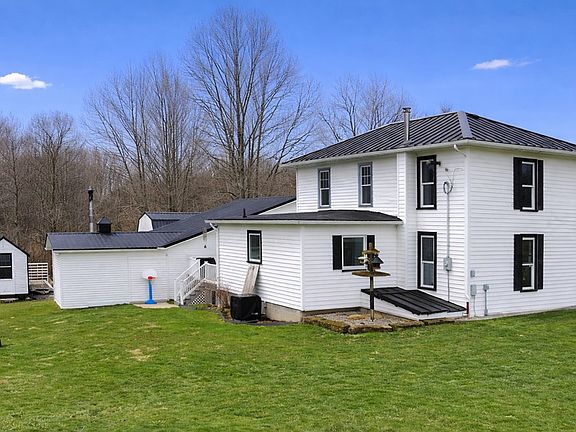 4th image of 4281 Lucas Perrysville Rd