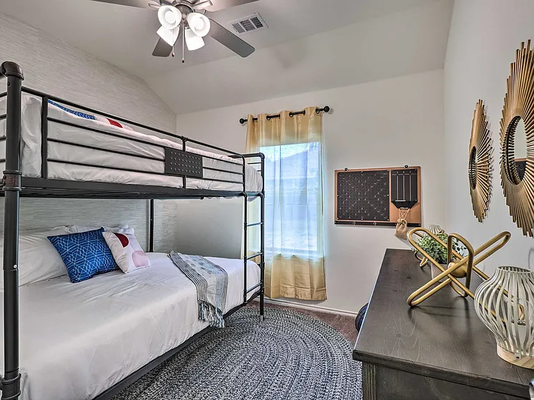 140 Oakhill Dr — Photo 11