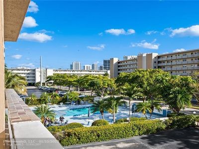 400 NE 12th Ave APT 306, Hallandale Beach, FL, 33009