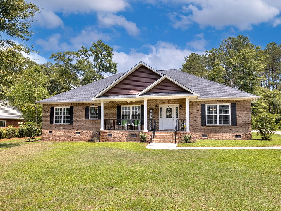 1st image of 55 Eveningshade Ln