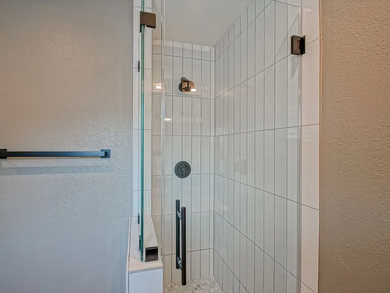 827 N Lucia Ave — Photo 23