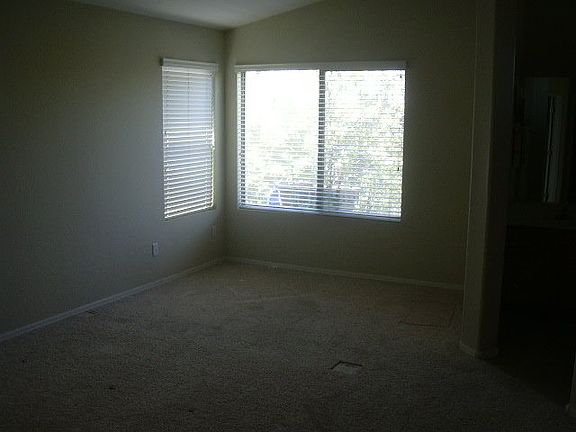5th image of 1153 E MESQUITE TREE Lane
