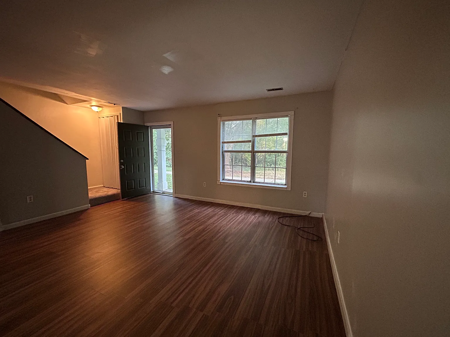 3 bed, 1.5 bath, 1200 sqft, $2,250 — Photo 4