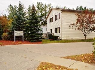 4907 Hedgewood Dr #F-1, Midland, MI 48640