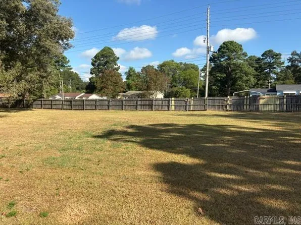 Georgetown Dr #12-7, Hope, AR 71801