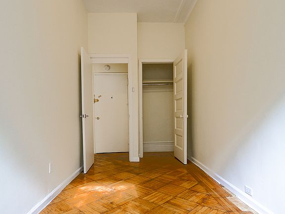 4th image of 25 W 87th St #4FF