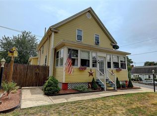 26 Smith St, Seekonk, MA 02771