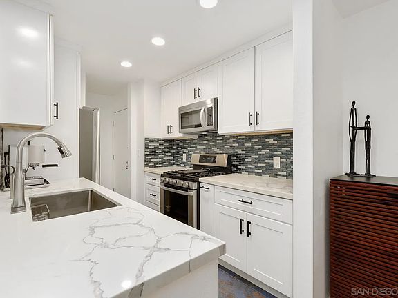 5th image of 1621 Hotel Cir S Unit E128