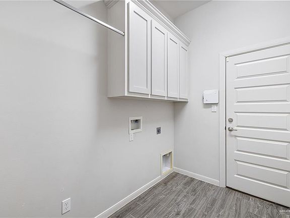5th image of 4617 Ensenada Ave