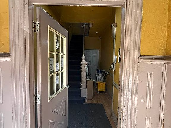2nd image of 115 Saint Nicholas Ave APT 1
