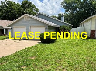 1712 N Noelle Ave, Fayetteville, AR 72703