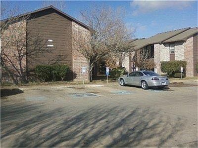 2nd image of 12200 11th St