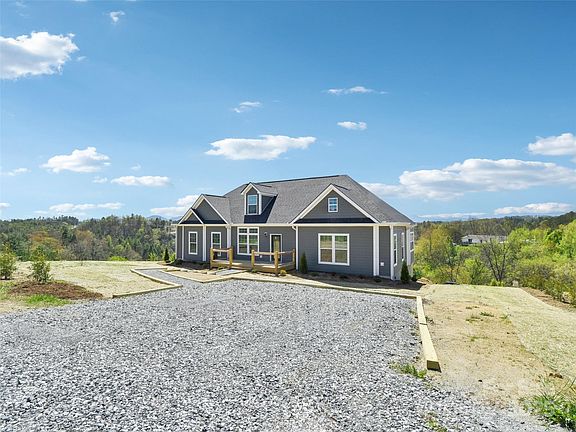 2nd image of 25 Colby Dr