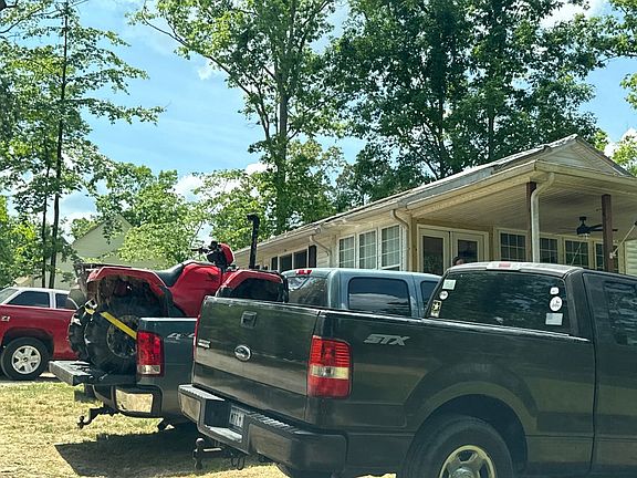 2nd image of 283 Forest Shores Rd