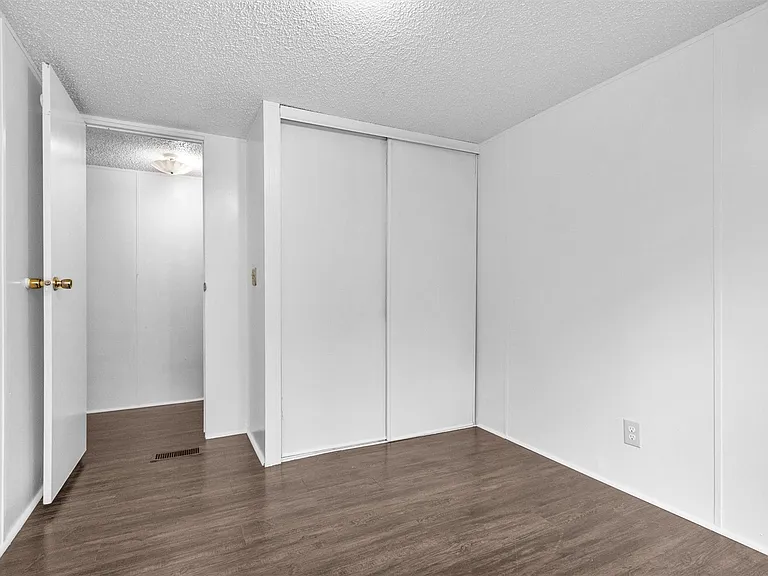 19339 Forest Lane Cir — Photo 12