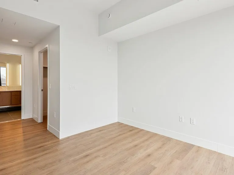 10511 Strathmore Hall Street 701 #3B-3A — Photo 12