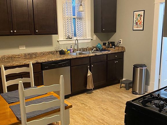 2nd image of 653 Crescent St NE #1