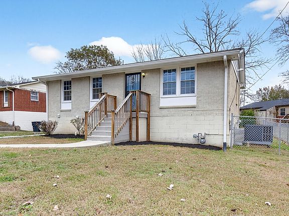 3rd image of 2509 Old Matthews Rd