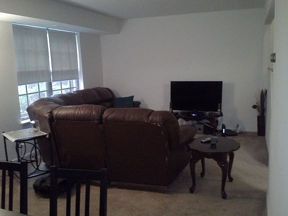 Living room/dining room