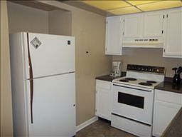 3rd image of 1540 Mainsail Dr #D