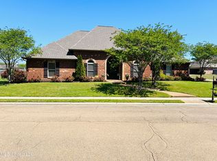 435 Glendale Pl, Brandon, MS 39047