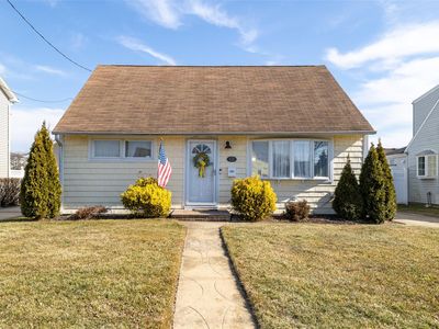 173 Division Avenue, Massapequa, NY, 11758