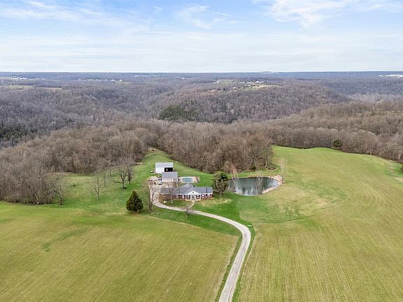 2nd image of 3465 Loudon Rd