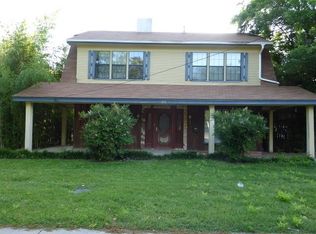 211 NW 1st St, Cooper, TX 75432
