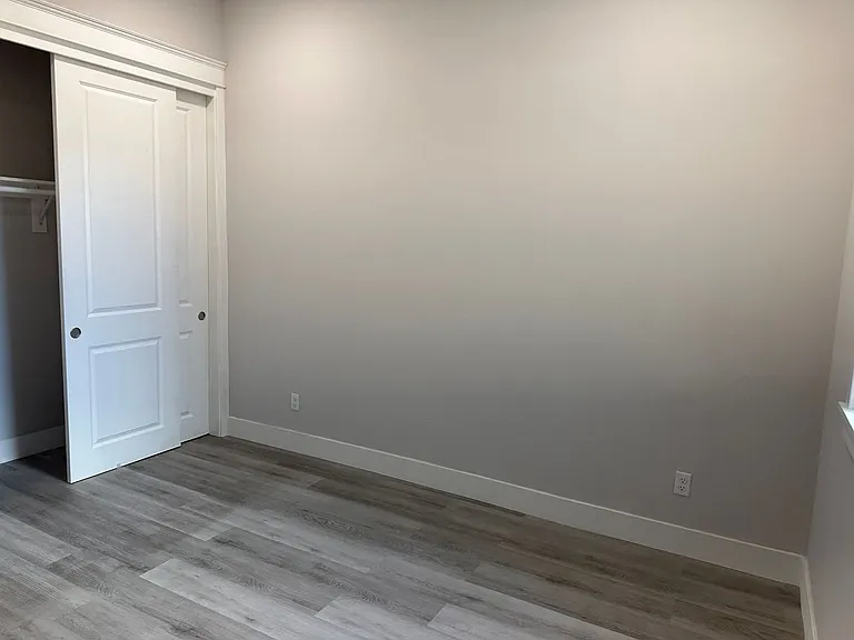 832 Pine St — Photo 5