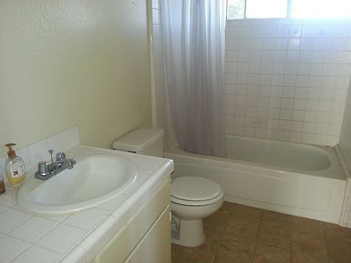 2nd image of 345 Stepney St APT 7