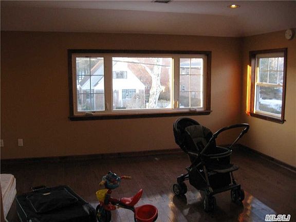 5th image of 25212 Elkmont Ave
